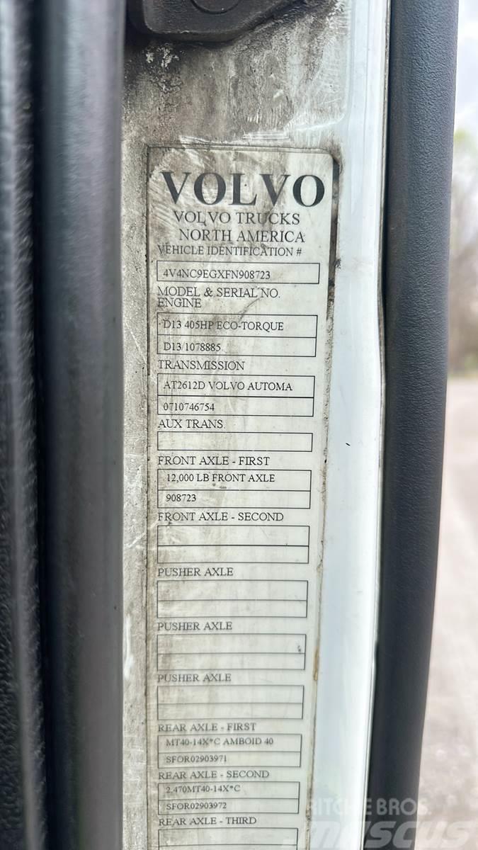 Volvo VNL300 Тягачі