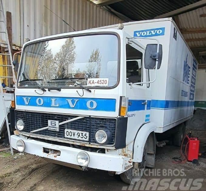 Volvo huoltoauto Вантажівки / спеціальні