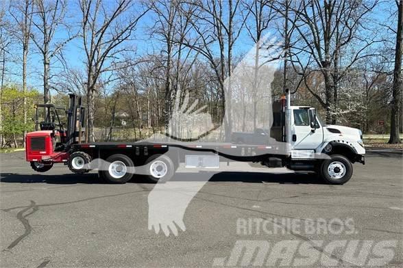 International WORKSTAR 7600 Вантажівки-платформи/бокове розвантаження