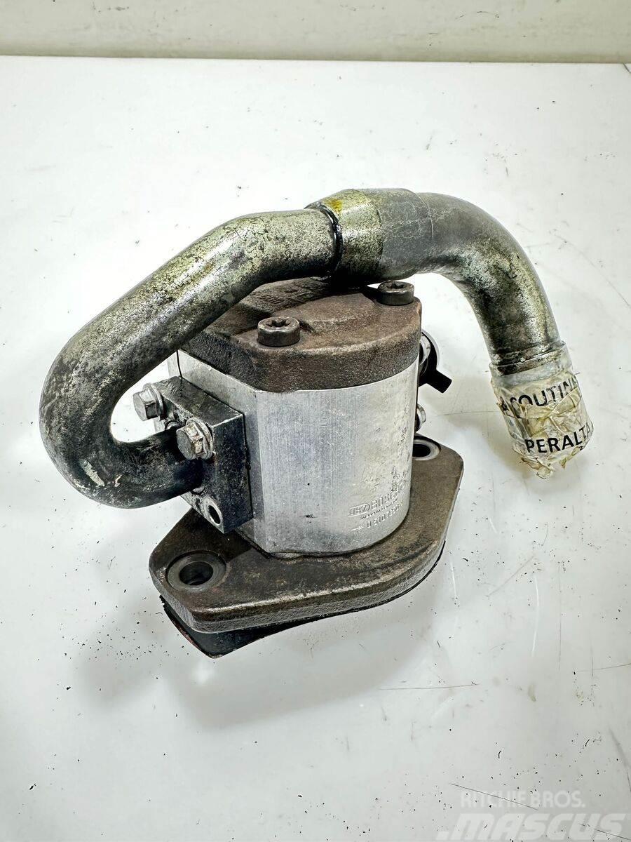 Bosch /Tipo: Atego Bomba Hidraulica Ventoinha Man 051072 Гідравліка