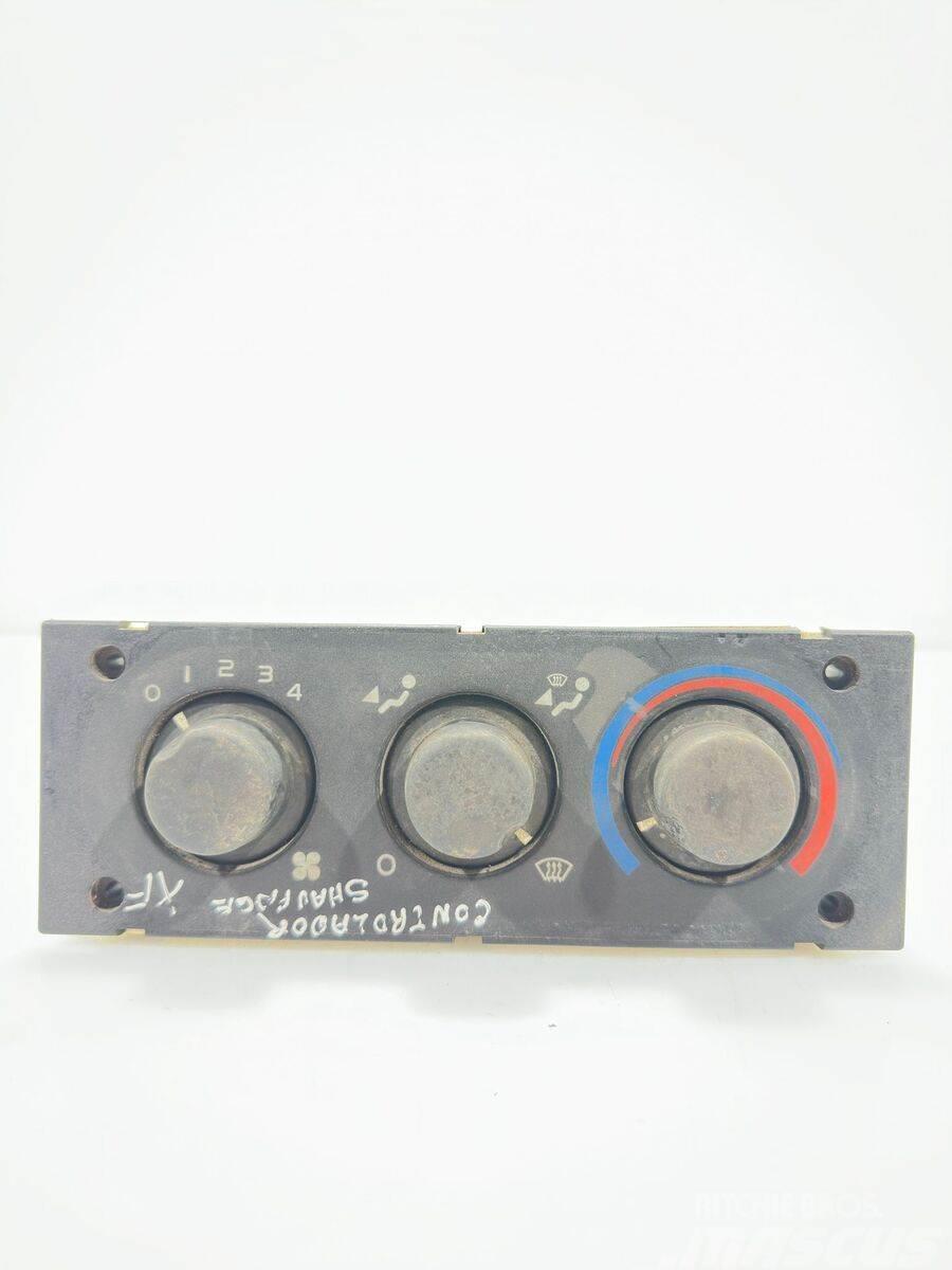 DAF /Tipo: V90 R.3.44-1 / Módulo de Controlo Ar Condic Електроніка