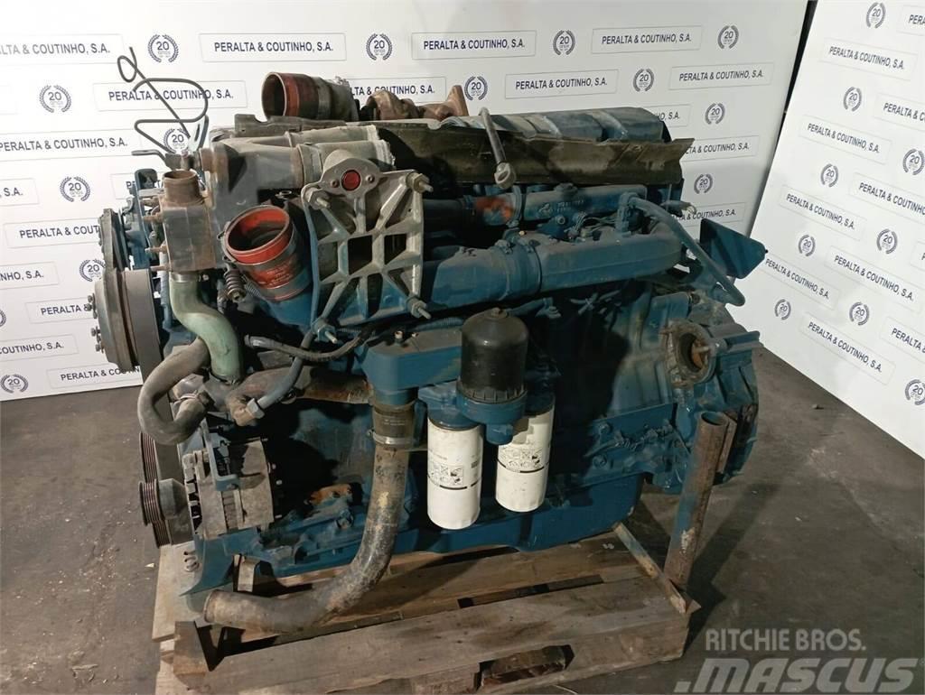 Renault 400 / 440 / 480 Двигуни