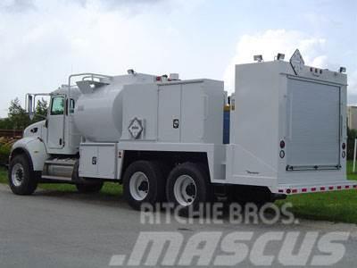 MAINTAINER Lube - Service Body - NEW Вантажівки / спеціальні