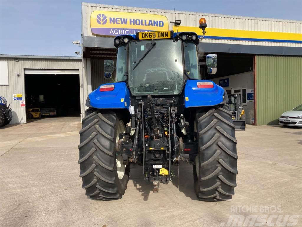 New Holland T5.120 Electro Command Трактори