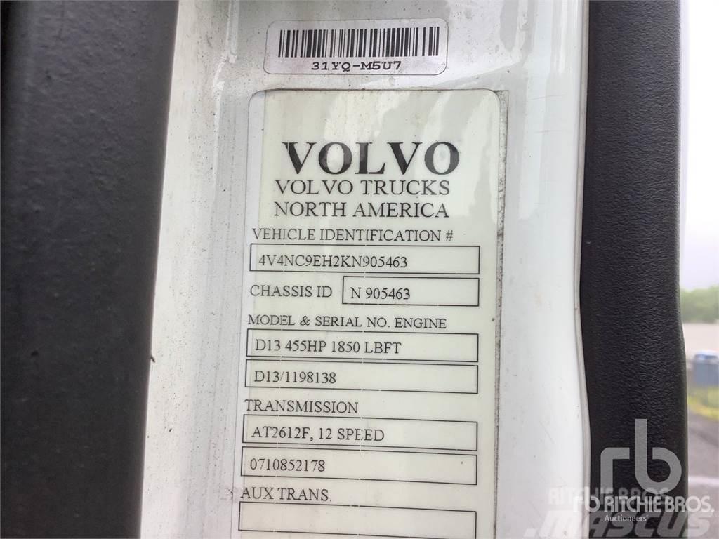 Volvo VNL Тягачі