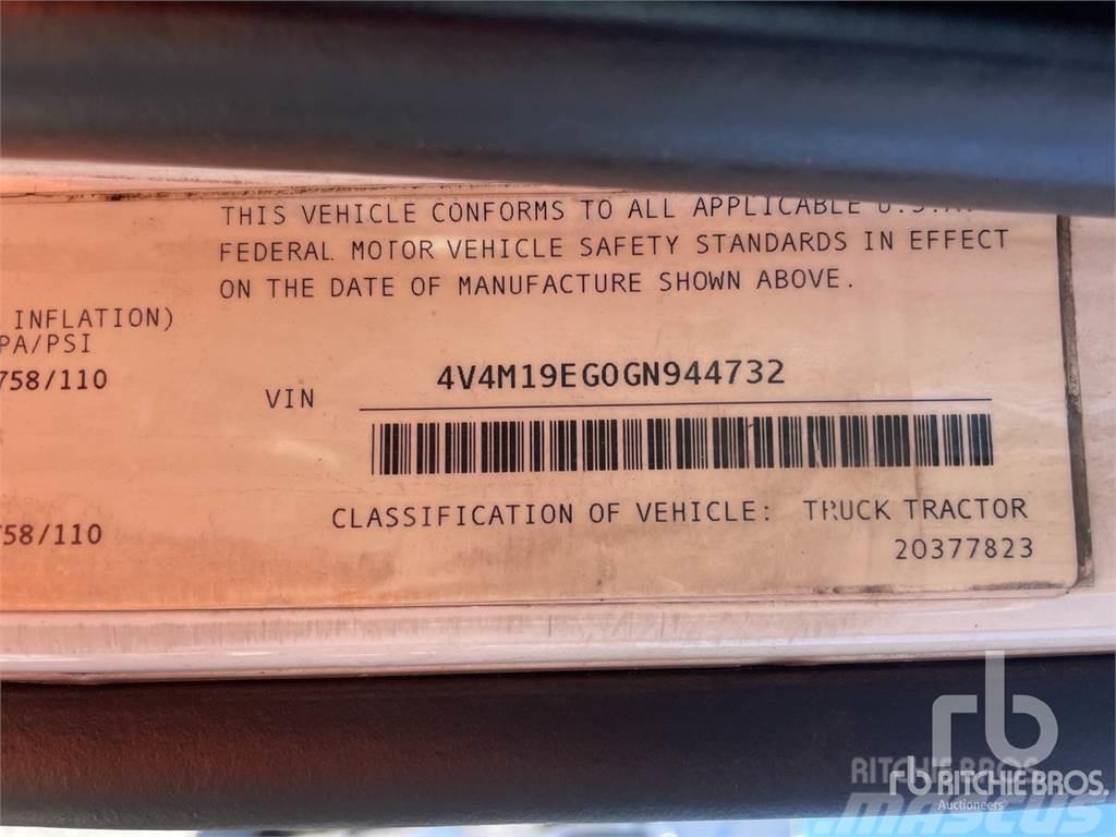 Volvo VNM Тягачі