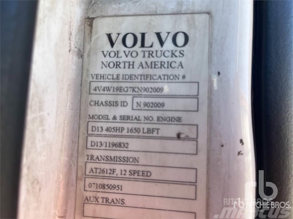 Volvo VNR Тягачі