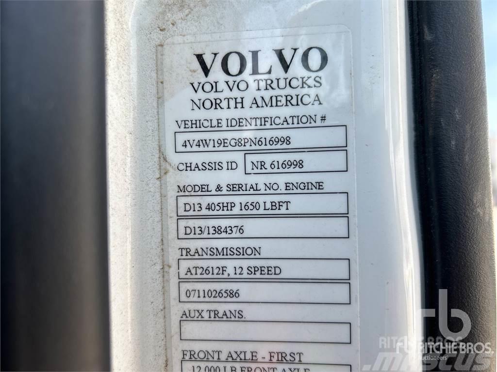 Volvo VNR Тягачі