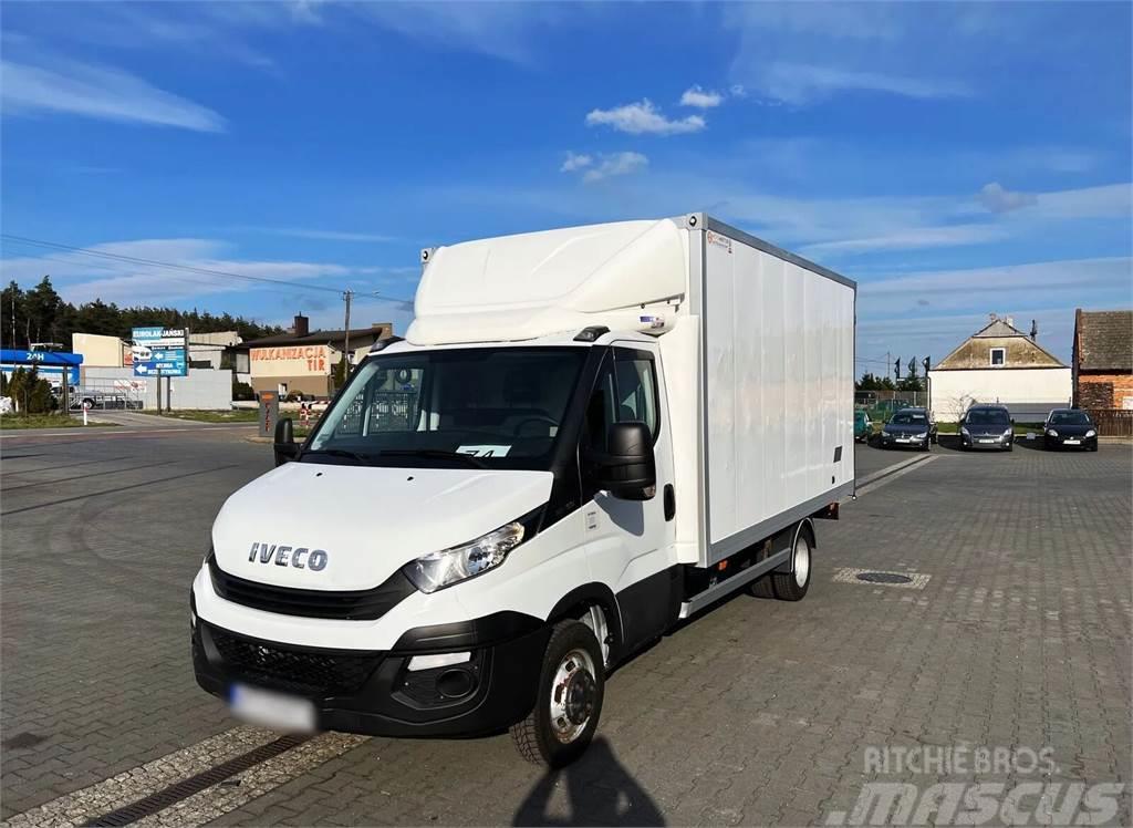 Iveco Daily 35C18 Container + Door 8 Pallets, One Owner Box body