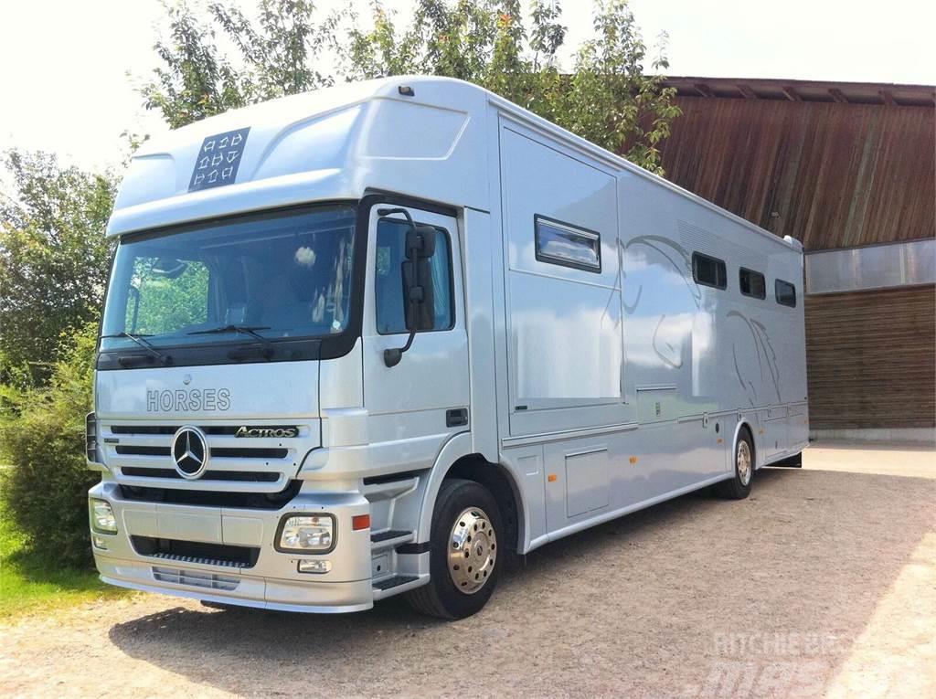 Mercedes-Benz Actros Horse transporter Автотранспорт для перевезення тварин