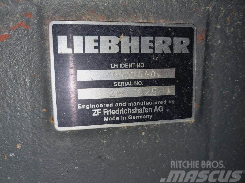 Liebherr L 550 REAL AXLES Осі