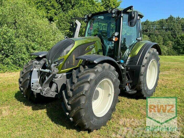 Valtra N154 Active E Трактори
