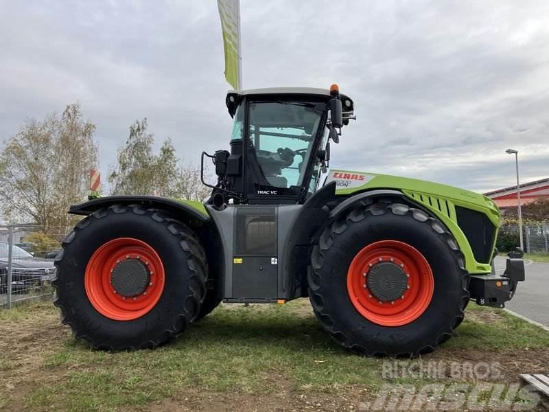 CLAAS XERION 4000 VC Трактори