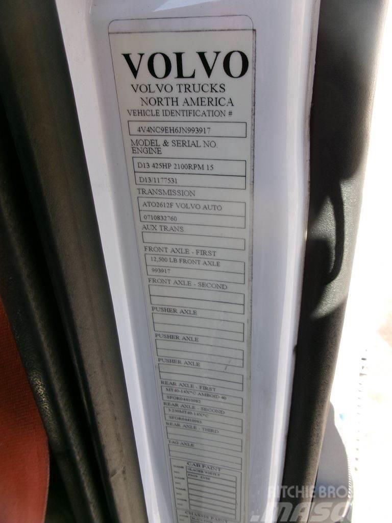 Volvo VNL64T300 Тягачі