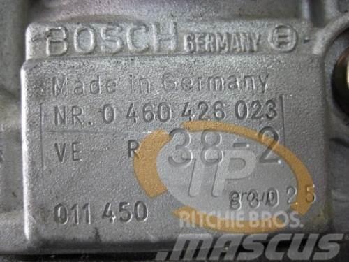 Bosch 0460426023 Bosch Einspritzpumpe Pumpentyp: VER38-2 Двигуни