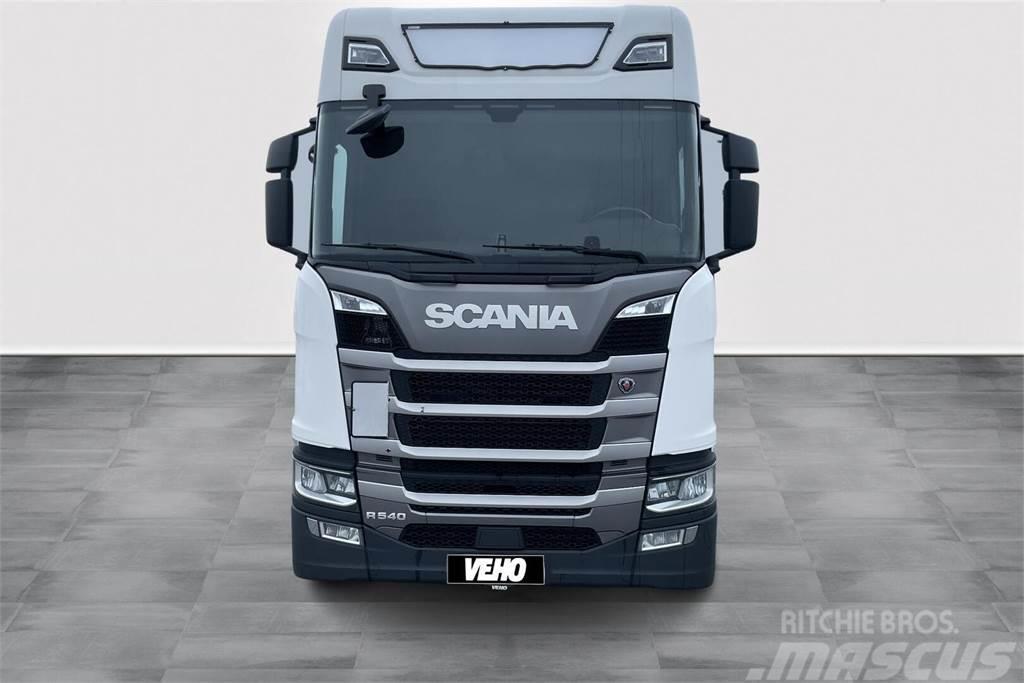 Scania R540 6x2 hydrauliikka Тягачі