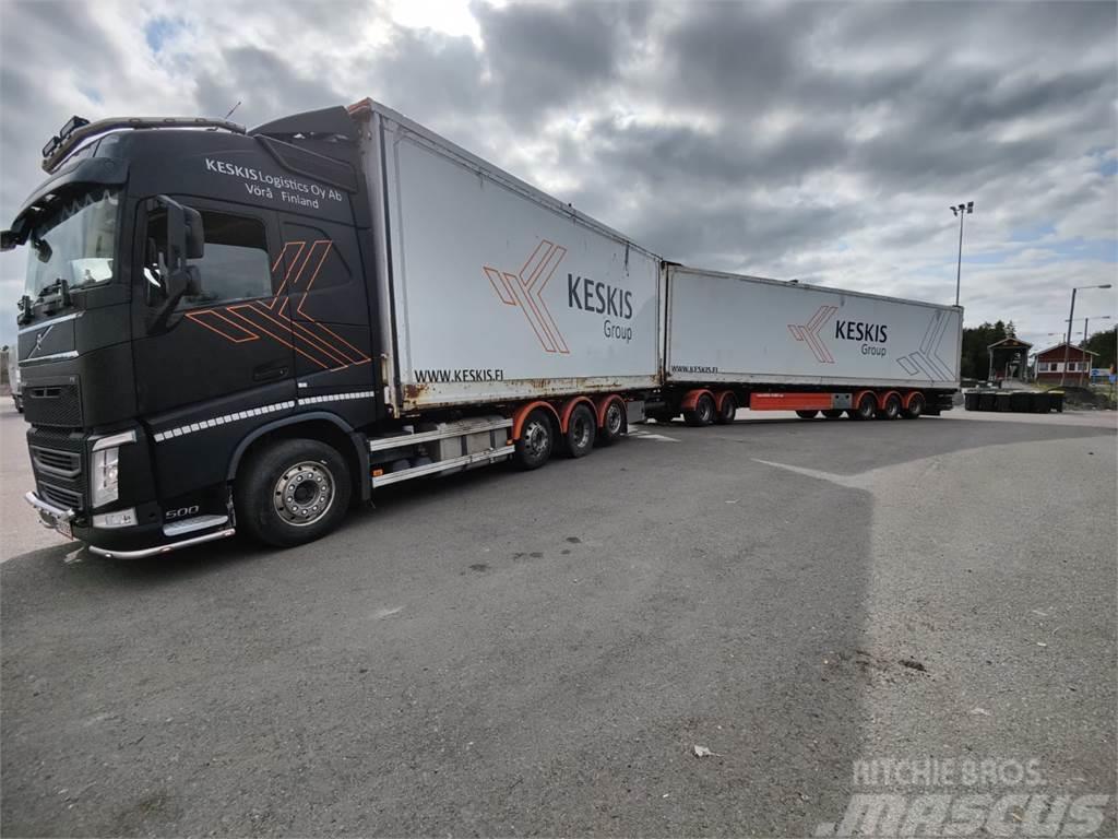 Volvo FH13 Вантажівки / спеціальні