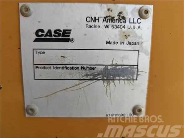 CASE CX225SR Гусеничні екскаватори