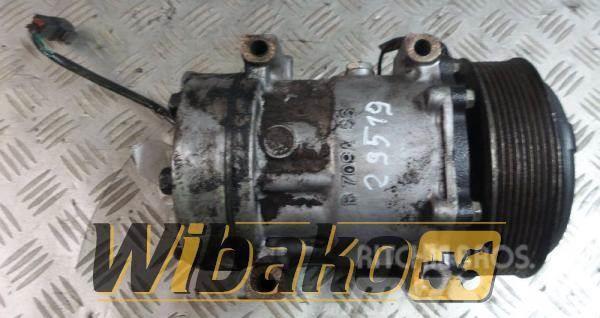 Volvo Air conditioning compressor Volvo D12 B709AS6 Двигуни