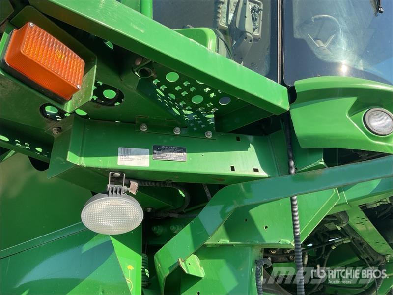 John Deere S690 Зернозбиральні комбайни