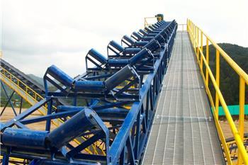Kinglink belt conveyor for aggregates transport