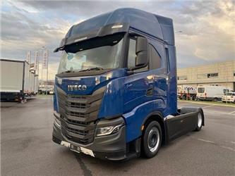 Iveco S-Way AS 440.180