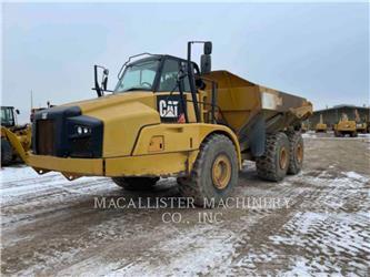 CAT 740B