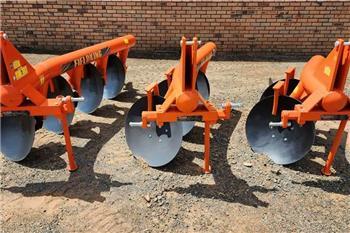  Other Brand new Fieldking H/D disc ploughs in stoc
