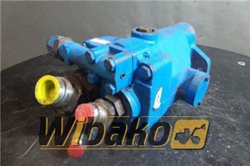 Vickers Hydraulic pump Vickers PVB15RSG21 430452021901