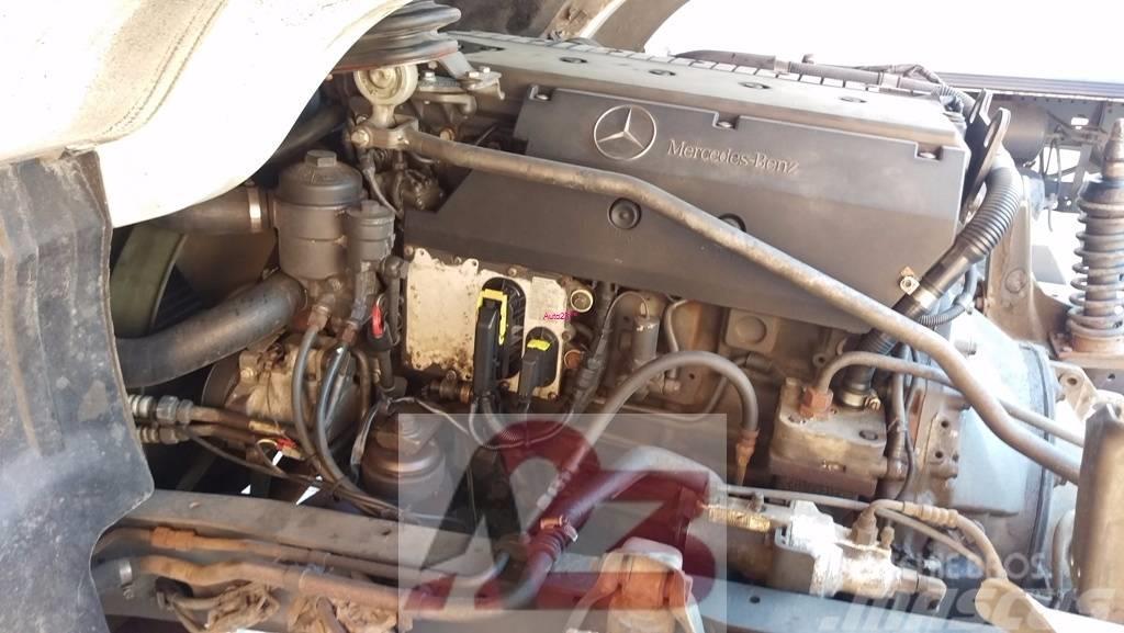  Silnik Mercedes-Benz Atego OM906LA Двигуни