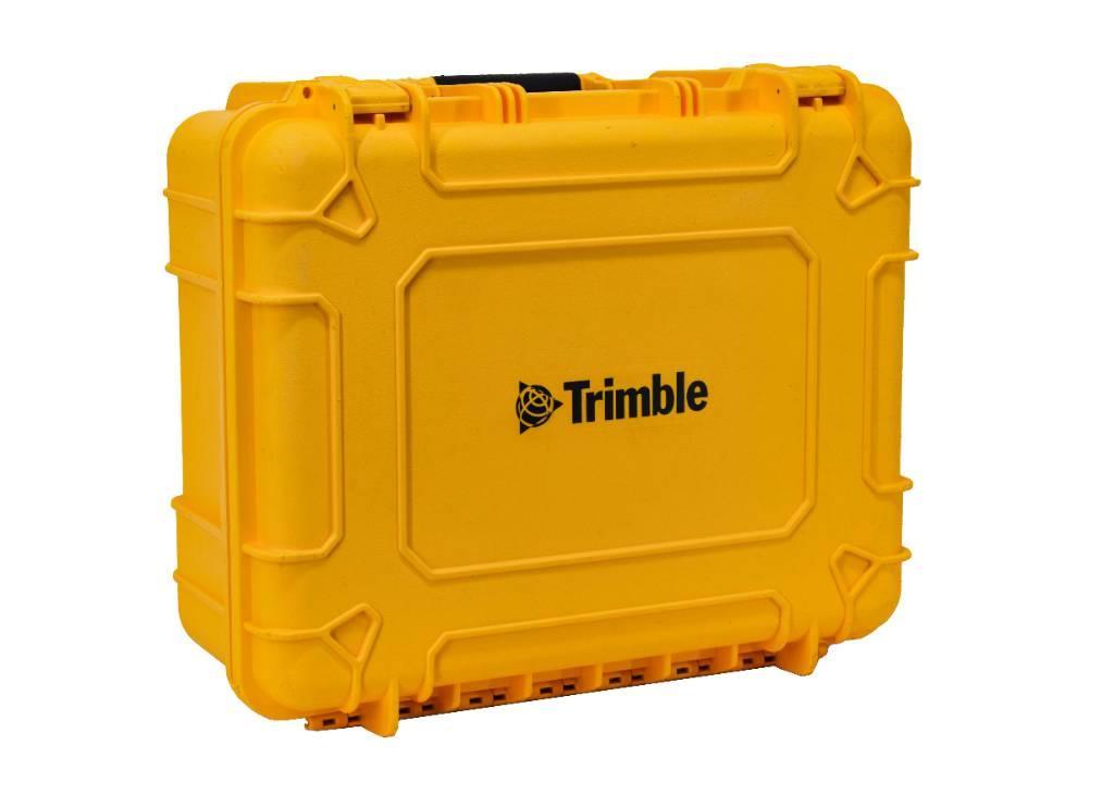 Trimble Single R8 Model S 410-470 MHz GPS Base Station Kit Інше обладнання