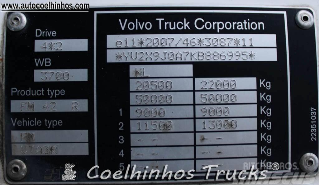 Volvo FM 330 Шасі з кабіною