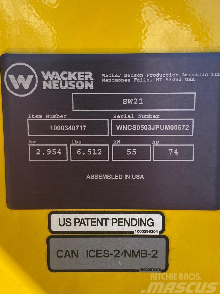 Wacker Neuson SW21 Міні-навантажувачі