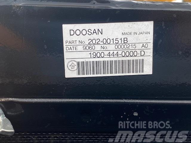 Doosan DX420, DX480, DX520 CHŁODNICA Радіатори