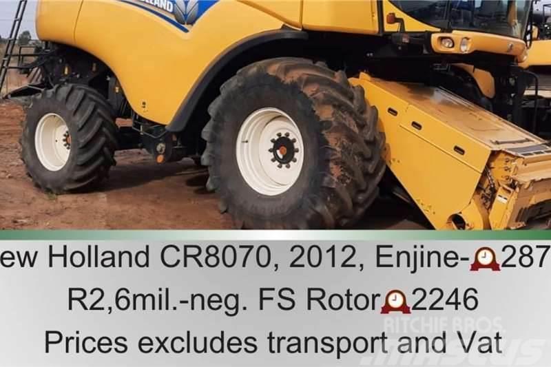 New Holland CR 8070 - 2246 rotor hours Вантажівки / спеціальні