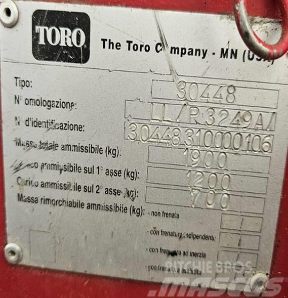Toro GROUNDSMASTER 4000D Самохідні газонокосарки