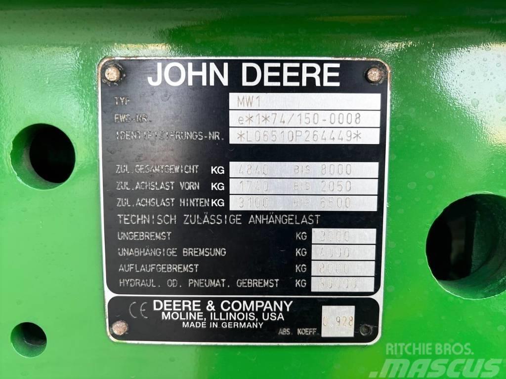 John Deere 6510 Трактори