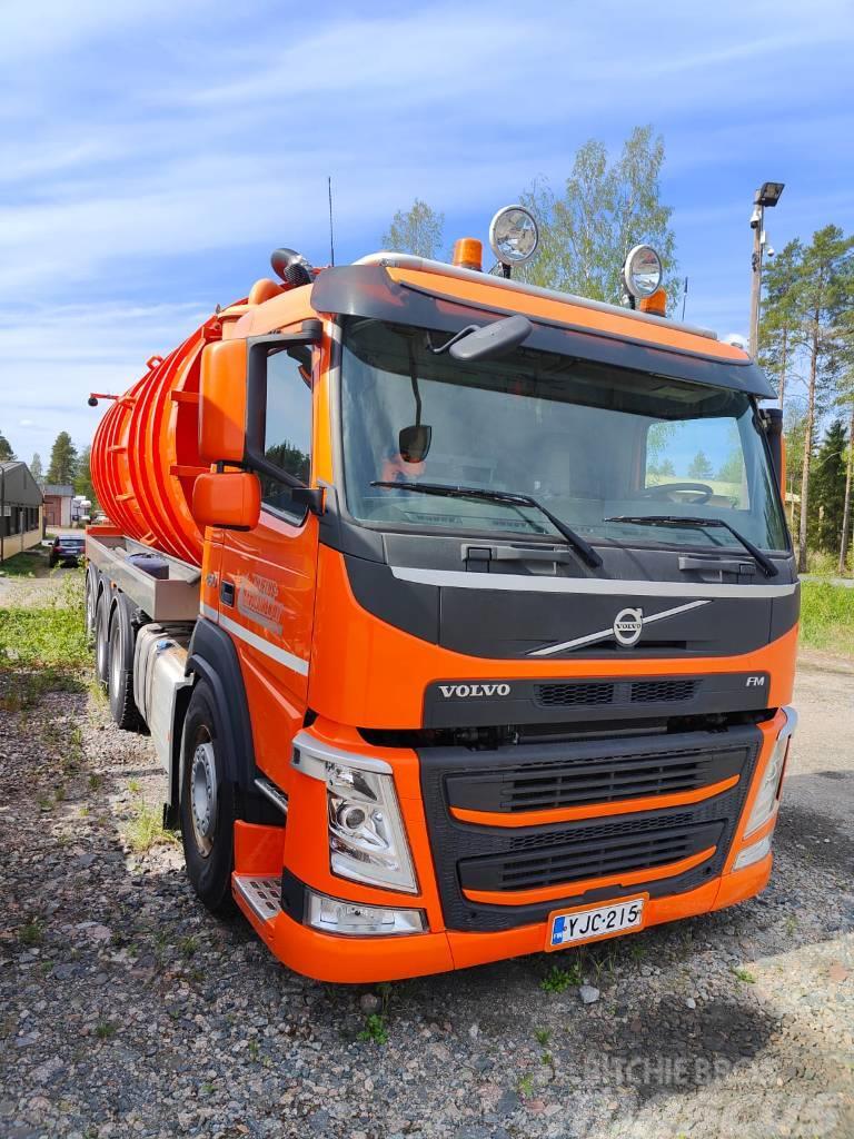 Volvo FM 460 8x2 Tridem Комбі/Вакуумні вантажівки