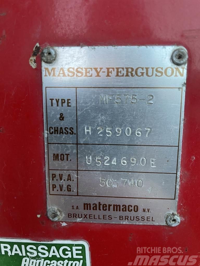 Massey Ferguson 575 Трактори