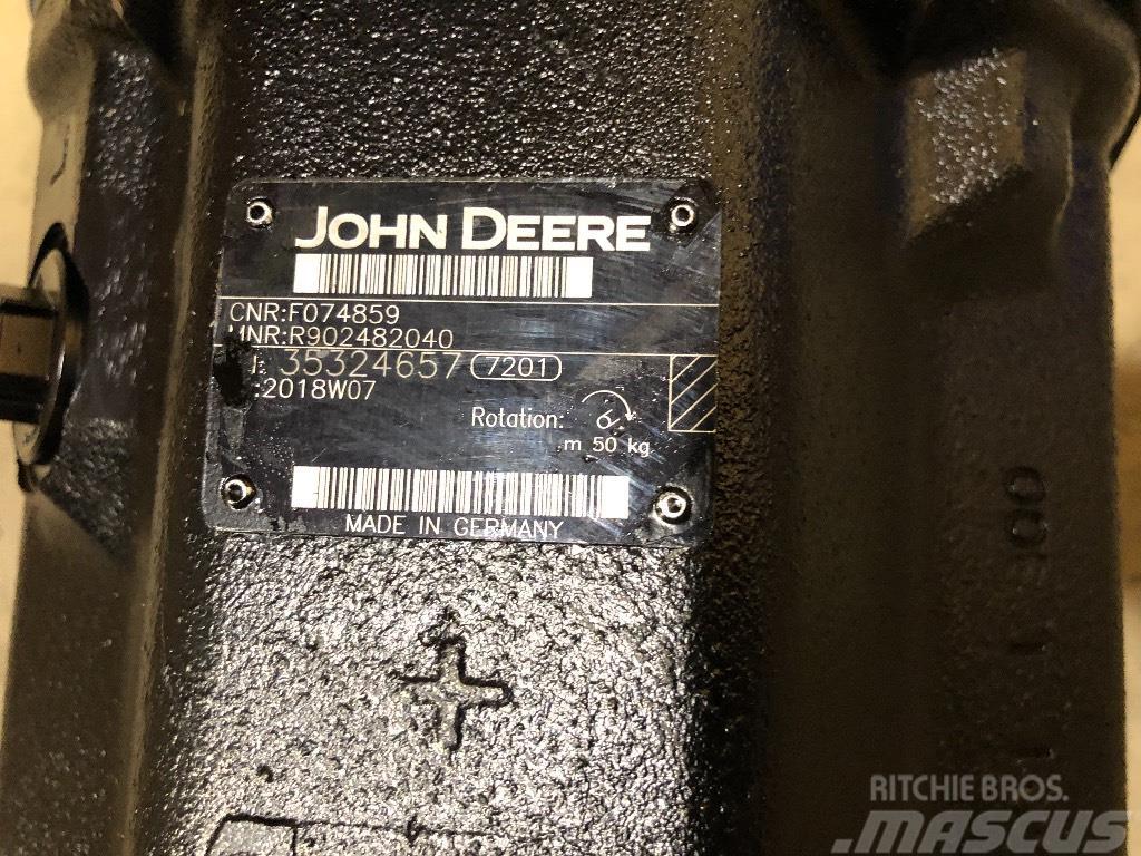 John Deere 810 E/F074859 Форвардери