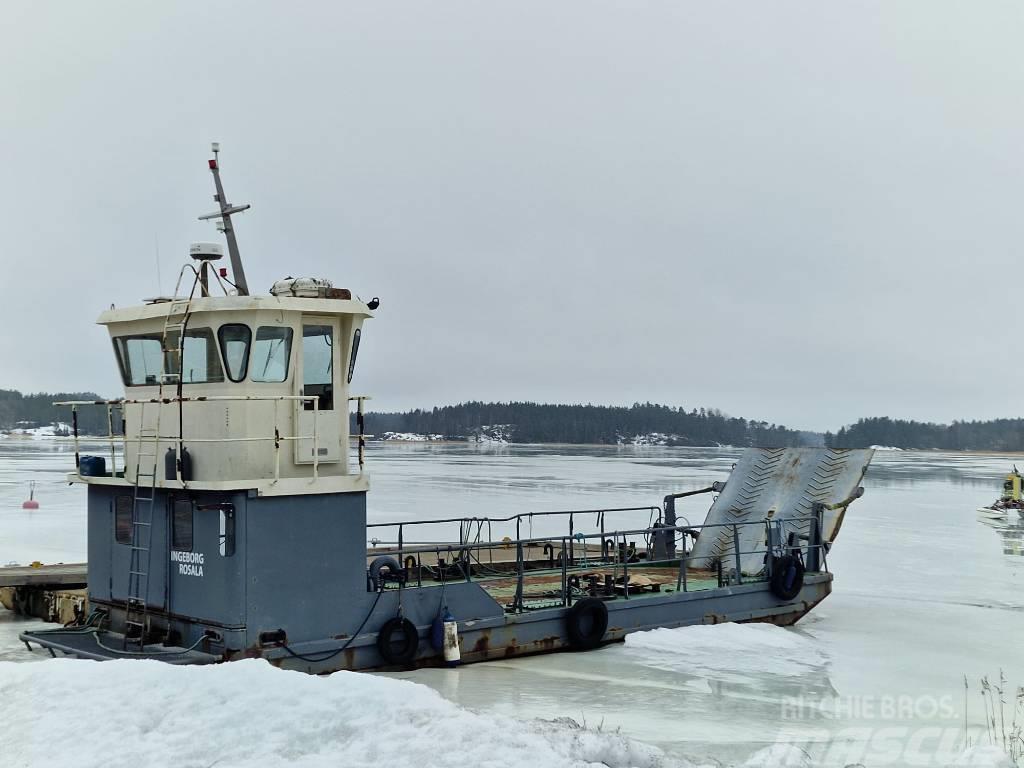  Transport vessel 11,9x4x1m Човни / баржі