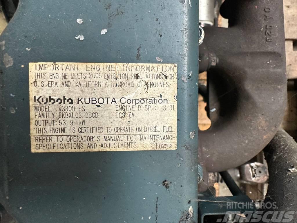 Kubota V3300-ES ENGINE Двигуни