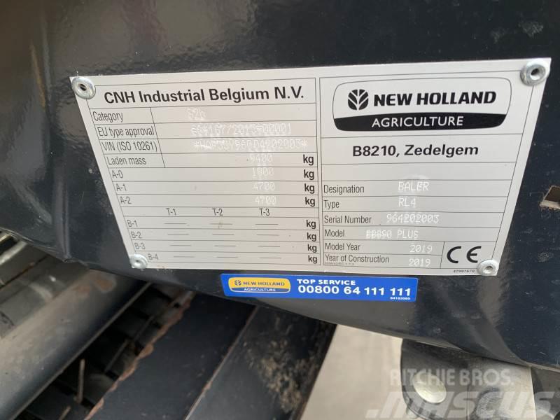 New Holland BIGBALER 890 RC PLUS Тюкові прес-підбирачі