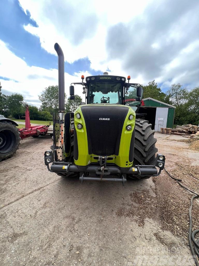 CLAAS Xerion 5000 Trac VC Трактори