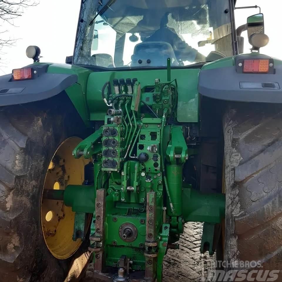 John Deere 7820 7820 tractor Трактори