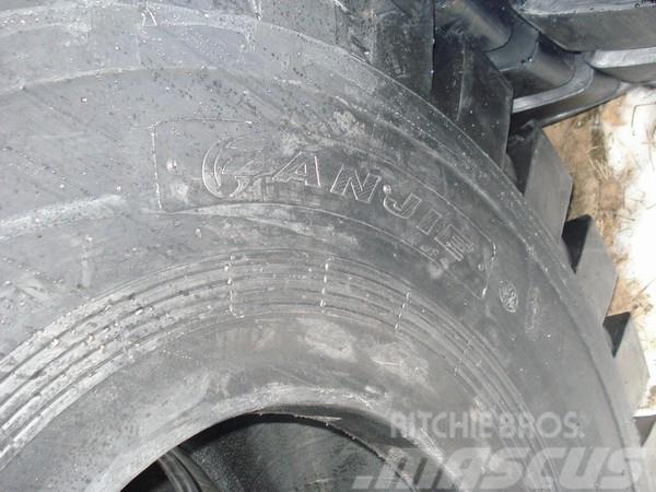  OTR tyres Колісні екскаватори