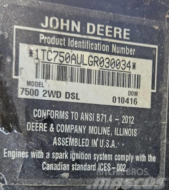 John Deere 7500 A Самохідні газонокосарки