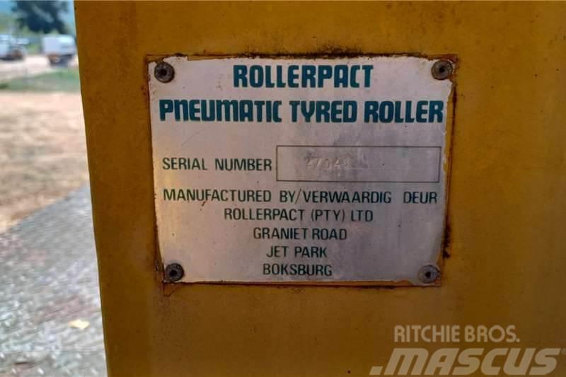Ingersoll Rand Pneumatic Roller 27 Ton Комбіновані катки