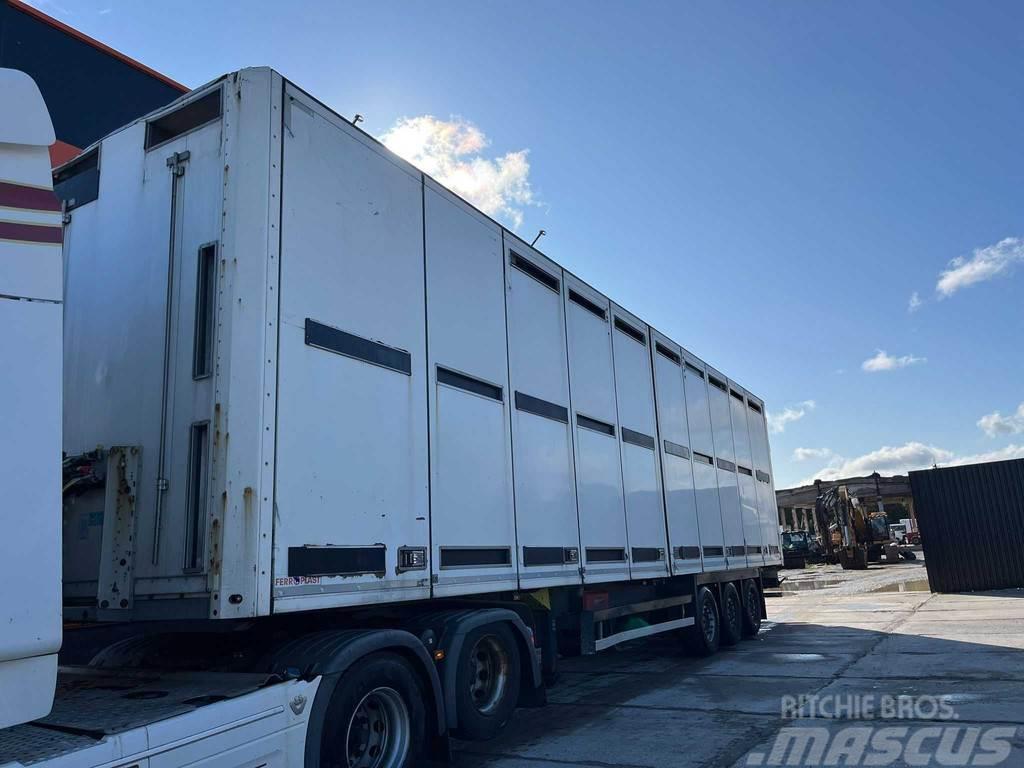 Schmitz Cargobull NKS SCB S3B BOX L=13682 mm Напівпричепи для транспортування тварин