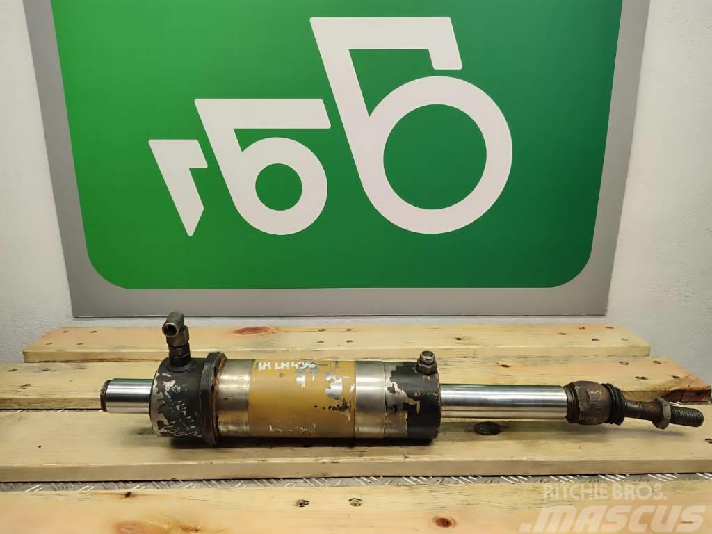 New Holland NEW HOLLAND LM 435 steering assist cylinder Шасі